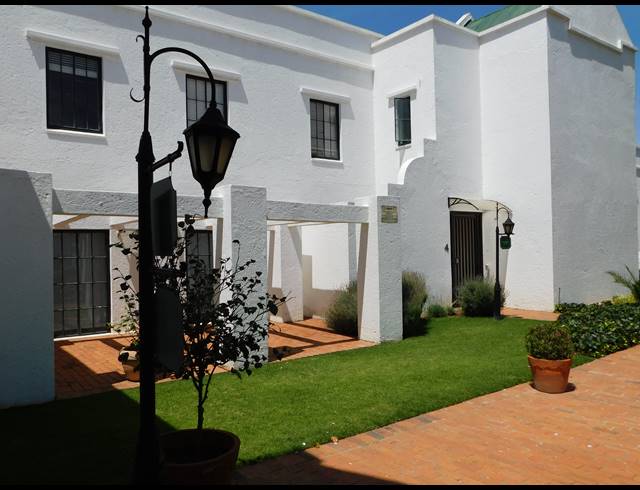 305M² OFFICE TO LET IN FERNDALE